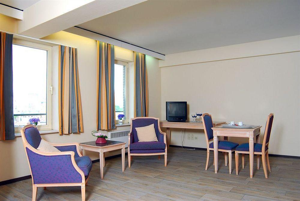 Ambassador Suites Amberes Exterior foto